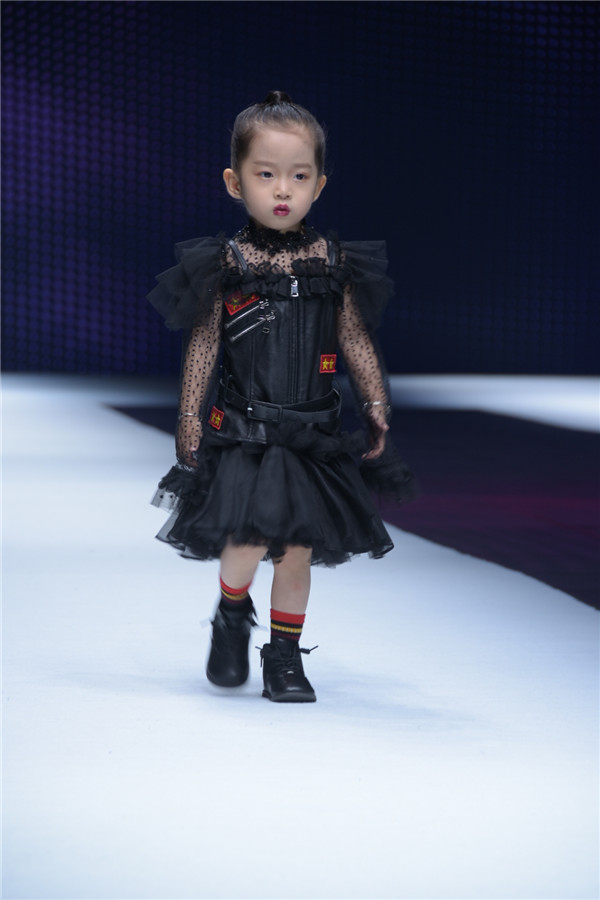 让每个家庭都充满爱 孙海涛SUNHAITAO 亮相2020中国国际儿童时尚周