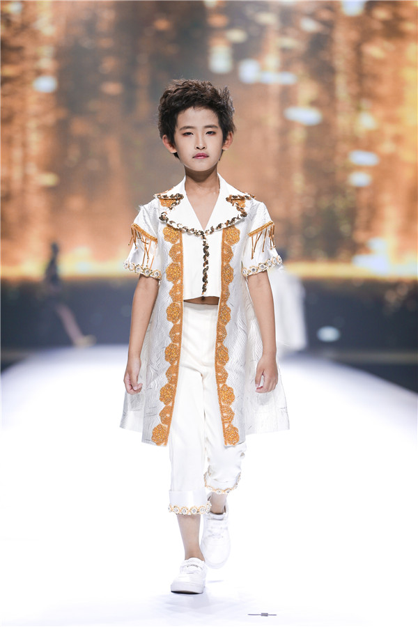 打造属于中国儿童的华服 元颂・东方亮相2020中国国际儿童时尚周