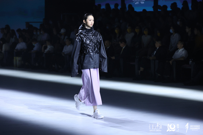 传递环保理念 “NEWEAR EXPLORE”兴丰强·皑力运动防寒发布 #2023盛泽时尚周