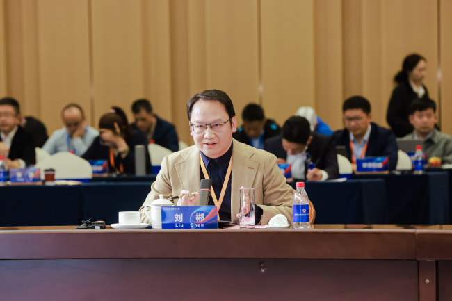 共谋全球纺织产业新格局!2025知名企业家圆桌会议柯桥召开