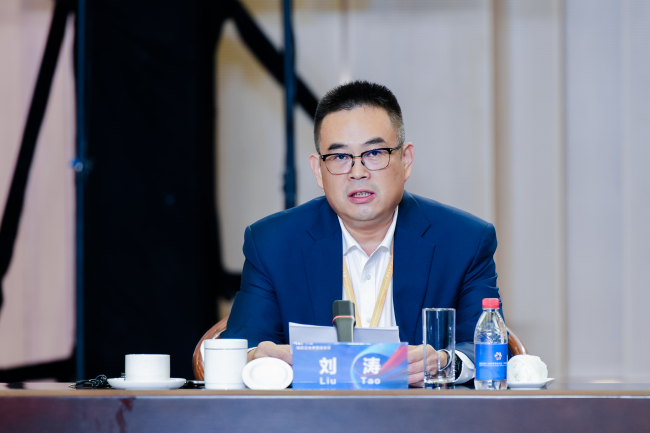 共谋全球纺织产业新格局!2025知名企业家圆桌会议柯桥召开