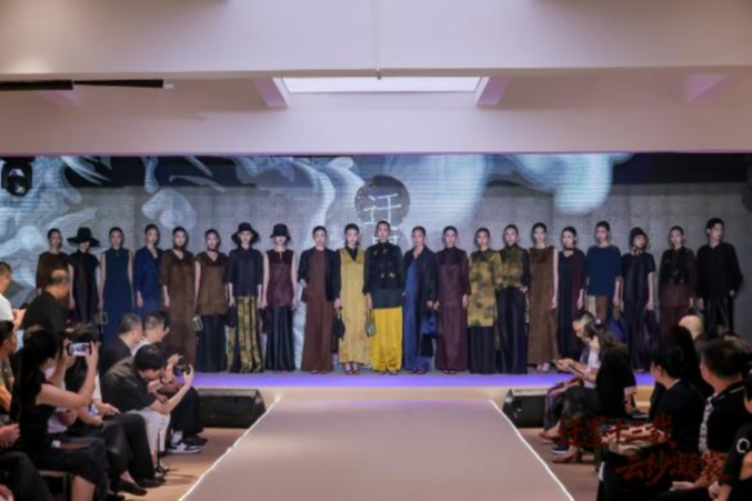 ����ʮ���أ����н����� ����īʮ���أ���ɴ���͡��������׽ٰ̾�